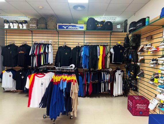 interior-tienda-deportiva (1)
